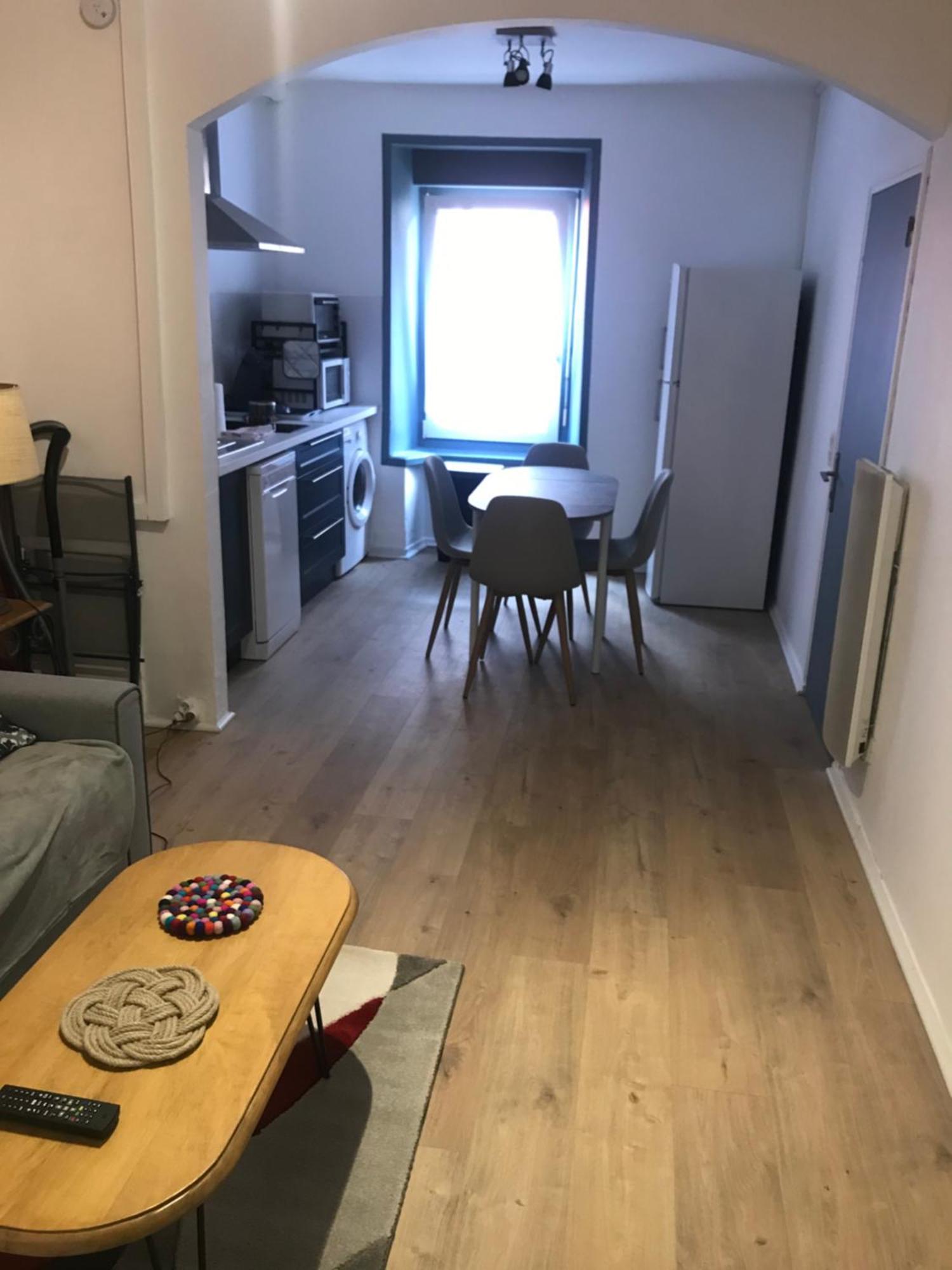 Joli Appartement Calme A Binic Dans Rue Pietonne Экстерьер фото